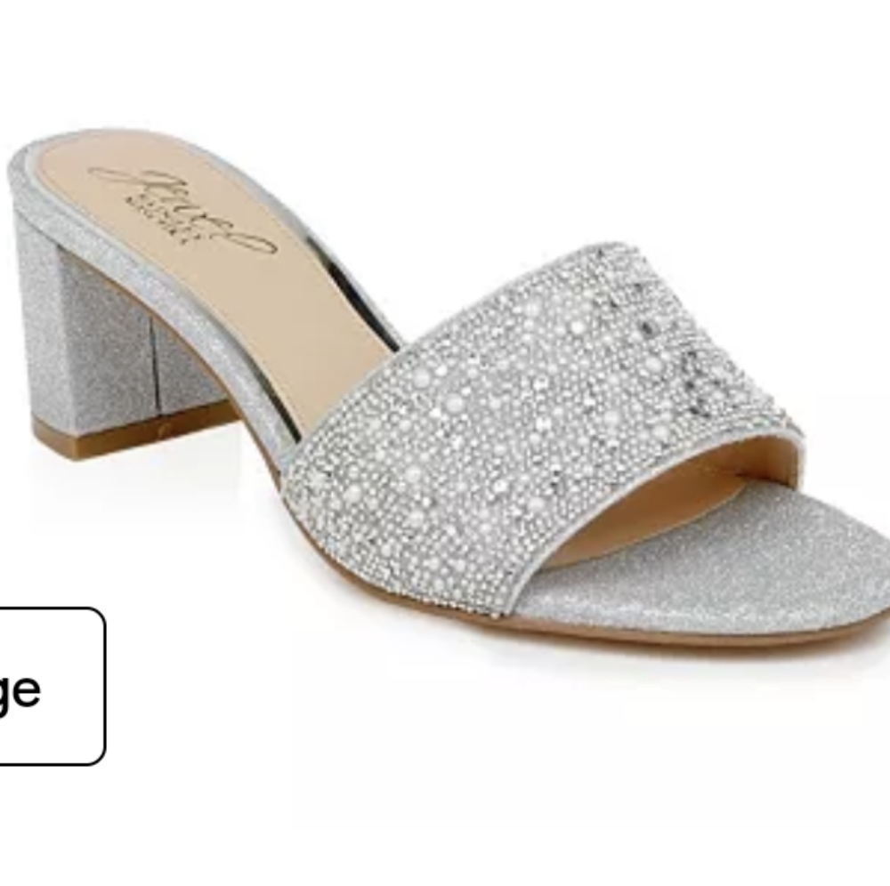 NWT- Jewel Badgley Mischka Women's Silver Della Rhinestone Slide Sandal 7.5